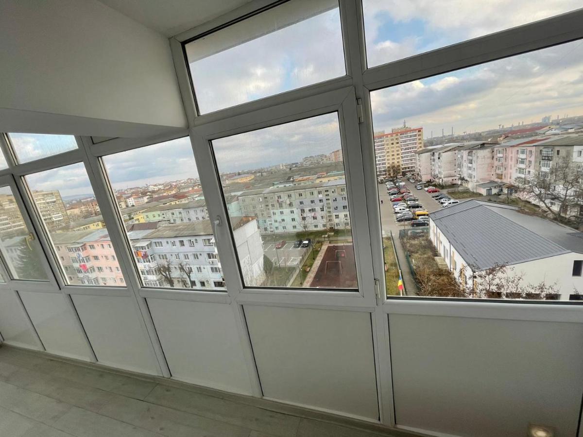 Elite Apartment Targoviste Eksteriør bilde