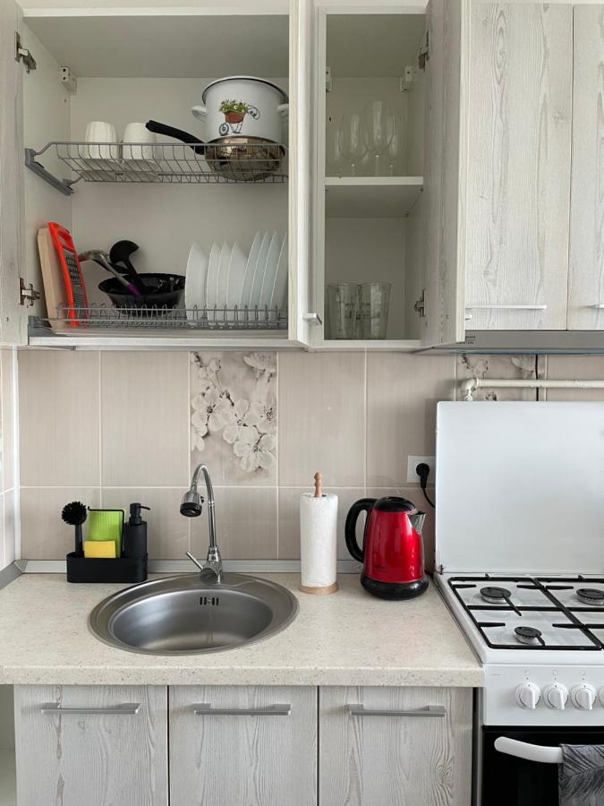 Elite Apartment Targoviste Eksteriør bilde